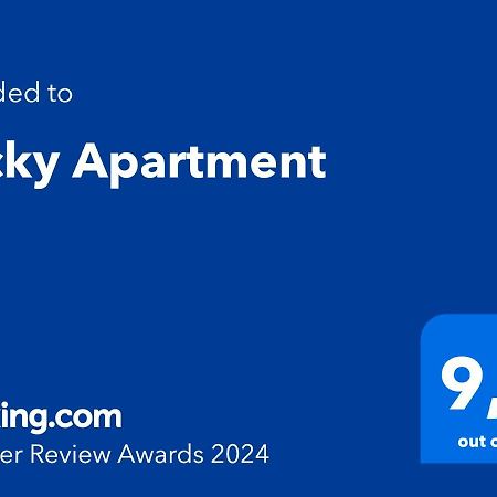 Lucky Apartment Golfo Aranci Exteriör bild