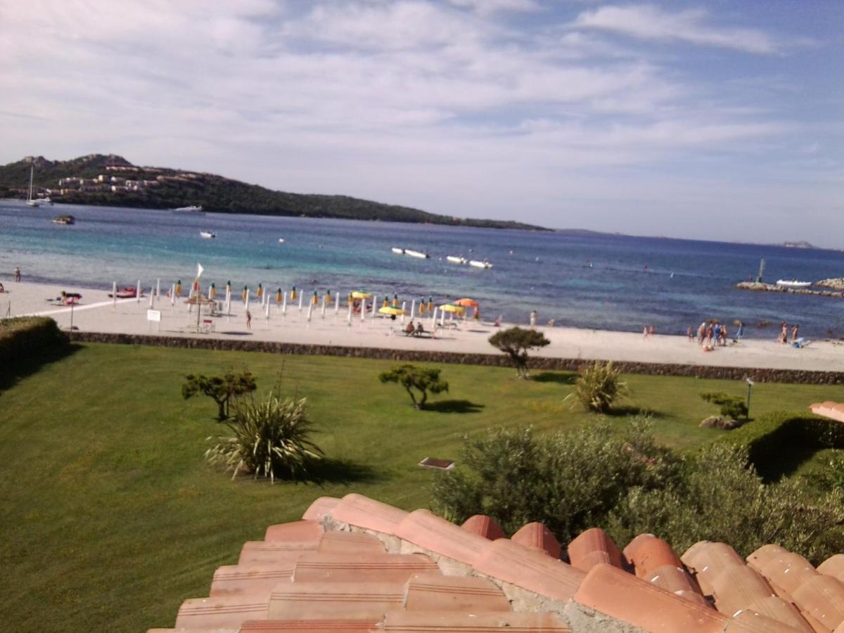 Lucky Apartment Golfo Aranci Exteriör bild